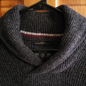 American Eagle Outfitters Sweater